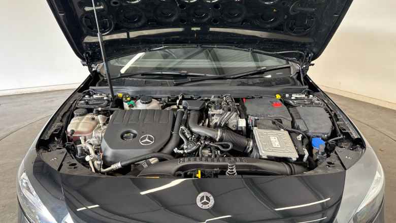 Mercedes-Benz A-Class A250e AMG Line Premium Plus Edition 4dr Auto Saloon